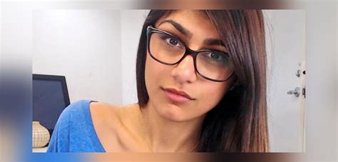 mia khalifa onlyfans blowjob|Mia Khalifa Blowjob Onlyfans Porn Videos 